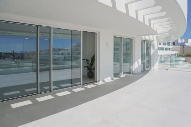 3 sypialnia Apartament na sprzedaż w La Cala de Mijas, Mijas z basenem garażem - 1 200 000 € (Ref: 9760057)