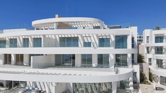 3 sypialnia Apartament na sprzedaż w La Cala de Mijas, Mijas z basenem garażem - 1 200 000 € (Ref: 9760057)