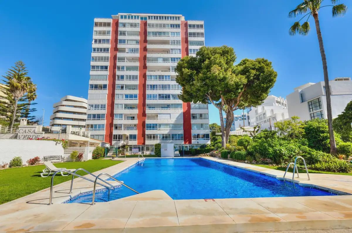 1 Zimmer Strandapartment zu verkaufen in Benalmadena mit Pool - 245.000 € (Ref: 9760061)