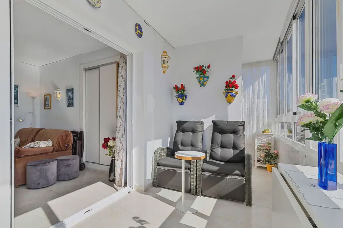 1 Zimmer Strandapartment zu verkaufen in Benalmadena mit Pool - 245.000 € (Ref: 9760061)