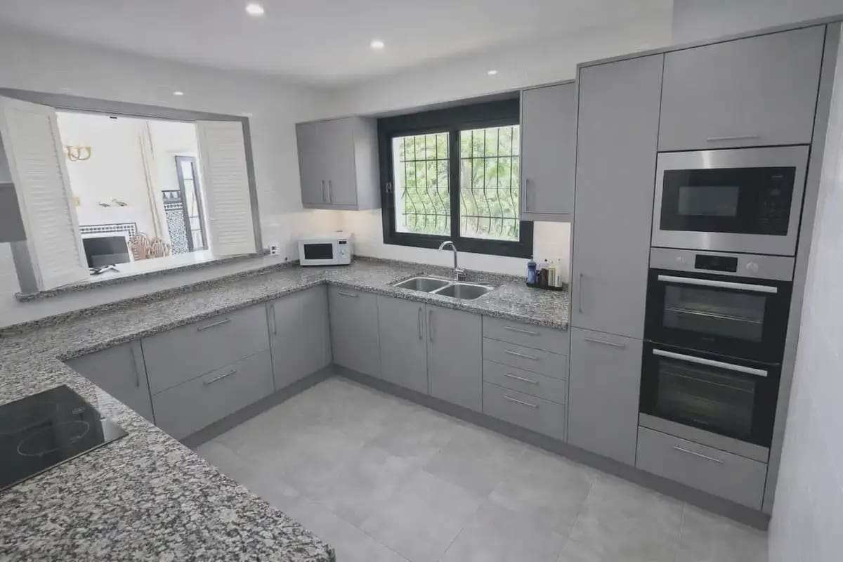 Chalet de 4 habitaciones en Mijas en venta con piscina garaje - 1.150.000 € (Ref: 9760063)