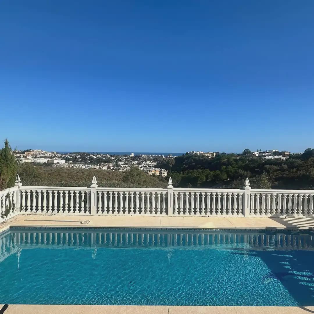 Chalet de 4 habitaciones en Mijas en venta con piscina garaje - 1.150.000 € (Ref: 9760063)