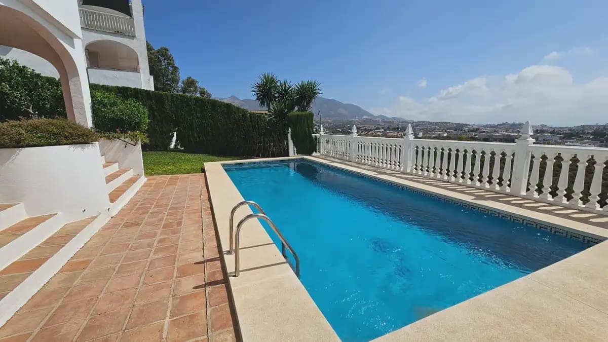 Chalet de 4 habitaciones en Mijas en venta con piscina garaje - 1.150.000 € (Ref: 9760063)