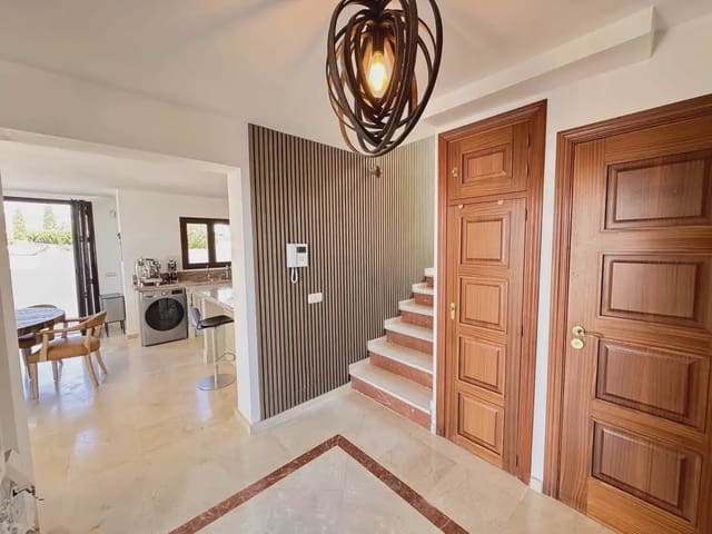 5 Zimmer Villa zu verkaufen in Riviera del Sol, Mijas mit Pool Garage - 1.495.000 € (Ref: 9760066)