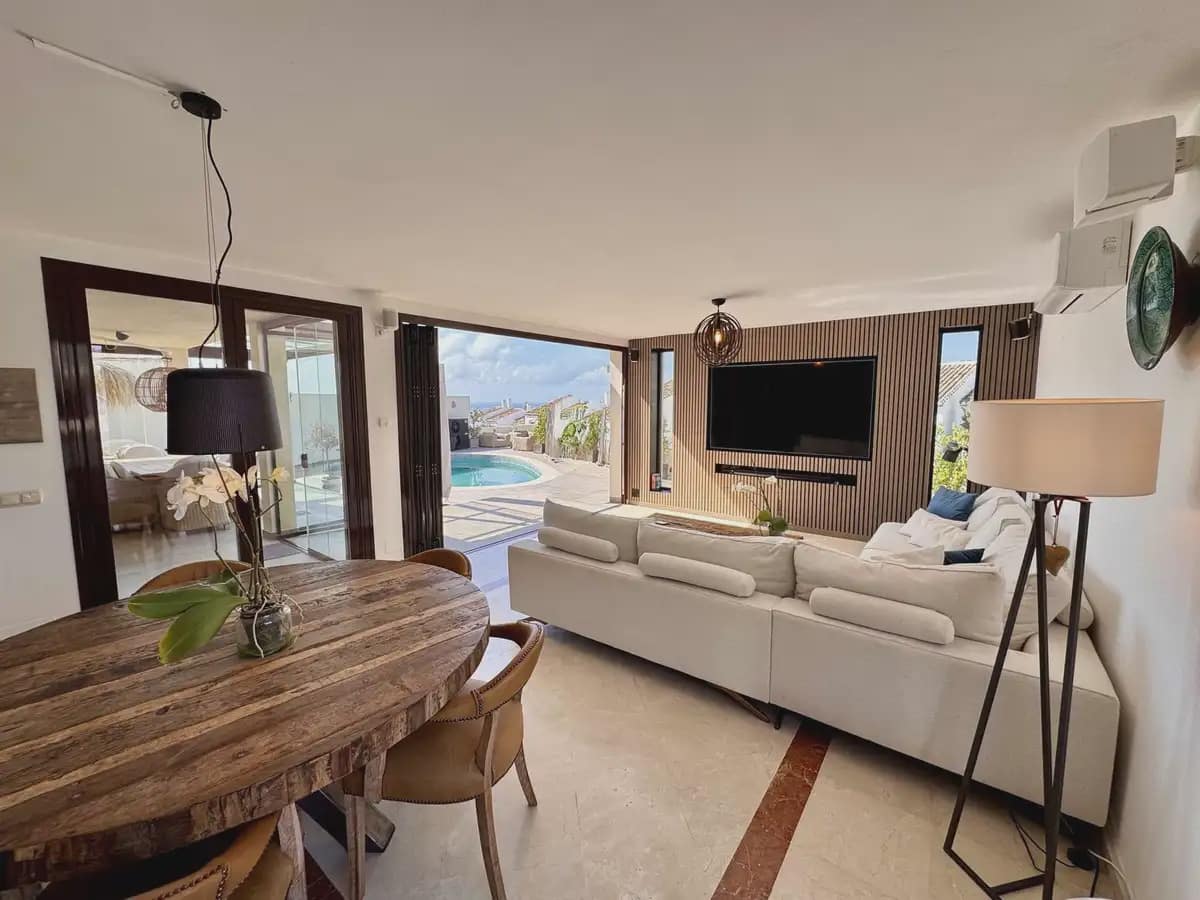 5 slaapkamer Villa te koop in Mijas met zwembad garage - € 1.495.000 (Ref: 9760066)