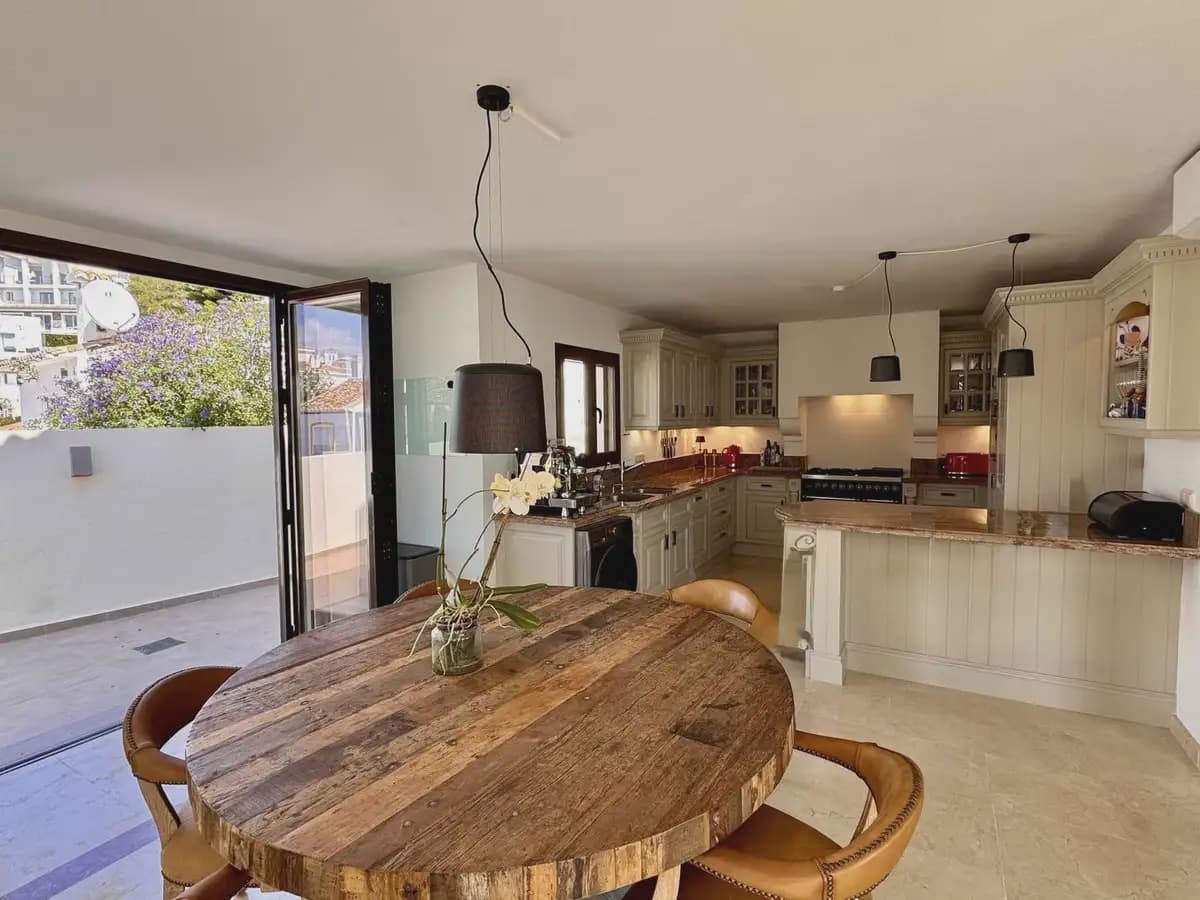 5 slaapkamer Villa te koop in Mijas met zwembad garage - € 1.495.000 (Ref: 9760066)