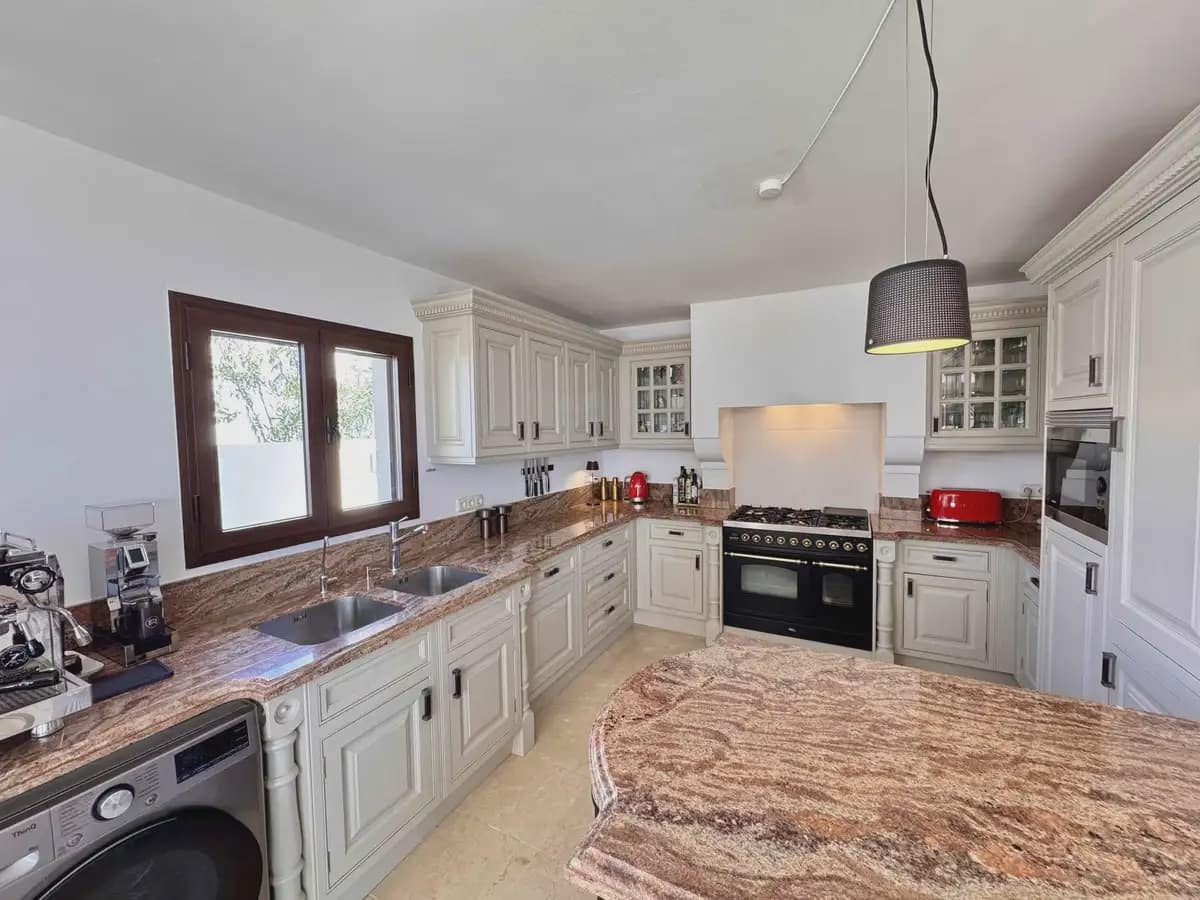 5 slaapkamer Villa te koop in Mijas met zwembad garage - € 1.495.000 (Ref: 9760066)