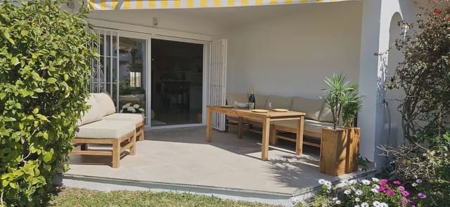 2 soveværelse Byhus til salg i Calahonda, Mijas med swimmingpool garage - € 549.000 (Ref: 9760067)