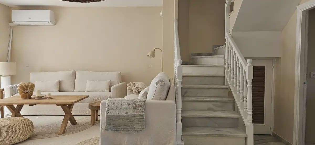 2 soveværelse Byhus til salg i Mijas med swimmingpool garage - € 549.000 (Ref: 9760067)