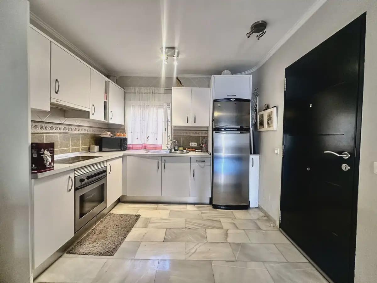 2 makuuhuone Huoneisto myytävänä paikassa Mijas mukana uima-altaan 
autotalli - 299 000 € (Ref: 9760068)