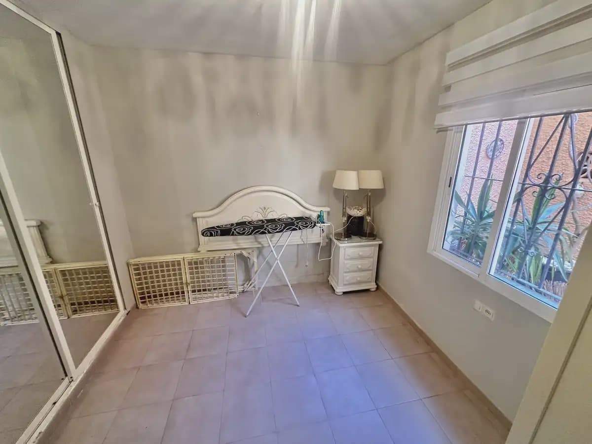 2 makuuhuone Huoneisto myytävänä paikassa Mijas mukana uima-altaan 
autotalli - 299 000 € (Ref: 9760068)