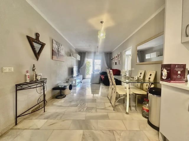 2 chambre Appartement à vendre à El Faro de Calaburra - Chaparral, Mijas avec piscine garage - 299 000 € (Ref: 9760068)