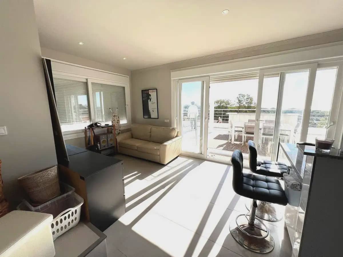 4 sypialnia Penthouse na sprzedaż w Marbella z basenem garażem - 975 000 € (Ref: 9760069)