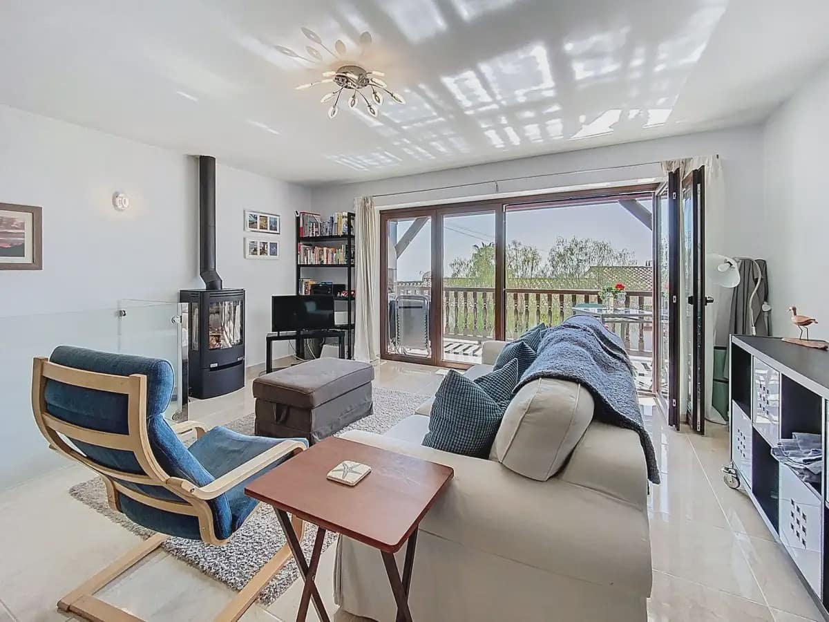 2 soveværelse Semi-Rækkehus til salg i Mijas med swimmingpool garage - € 385.000 (Ref: 9760070)