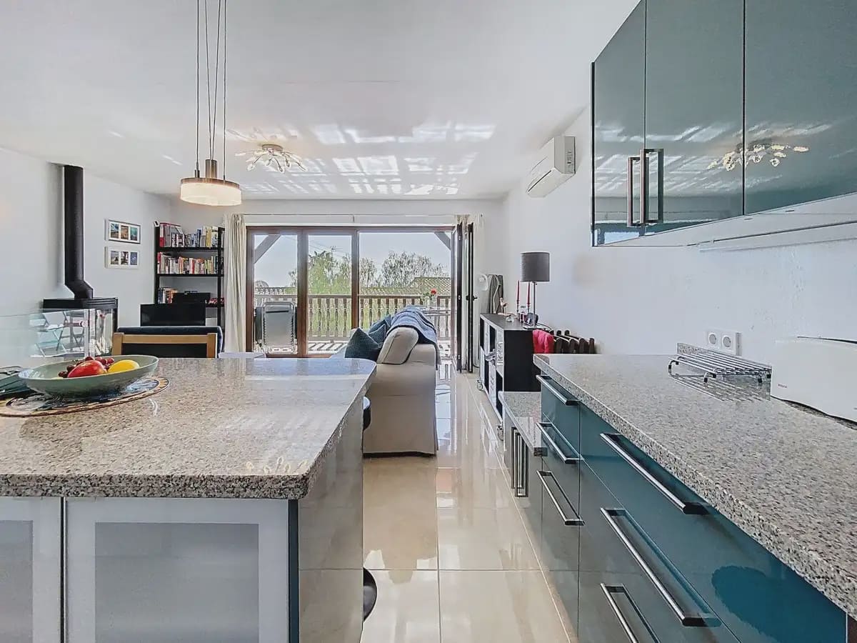 2 soveværelse Semi-Rækkehus til salg i Mijas med swimmingpool garage - € 385.000 (Ref: 9760070)