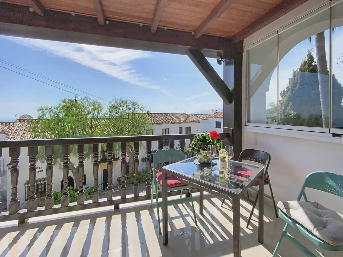 2 soveværelse Semi-Rækkehus til salg i Mijas med swimmingpool garage - € 385.000 (Ref: 9760070)