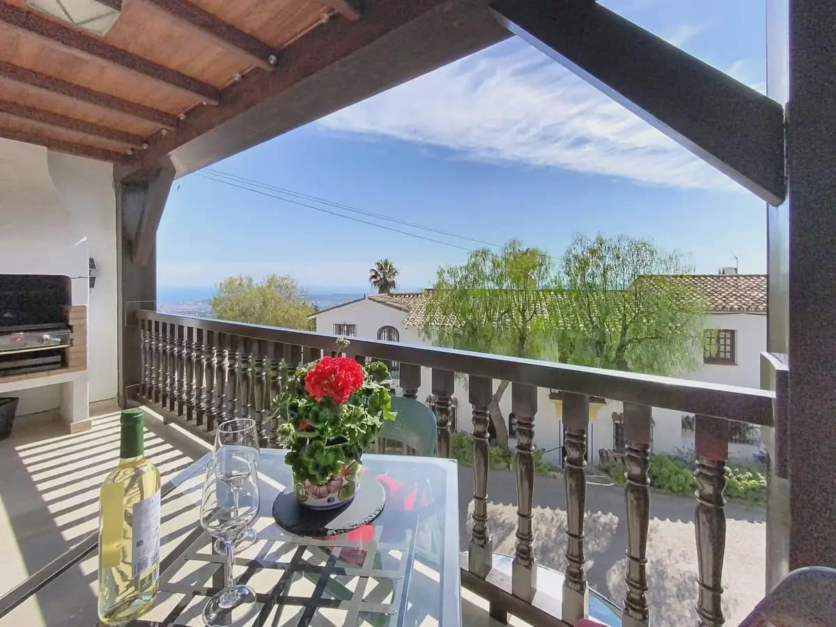 2 soveværelse Semi-Rækkehus til salg i Mijas med swimmingpool garage - € 385.000 (Ref: 9760070)