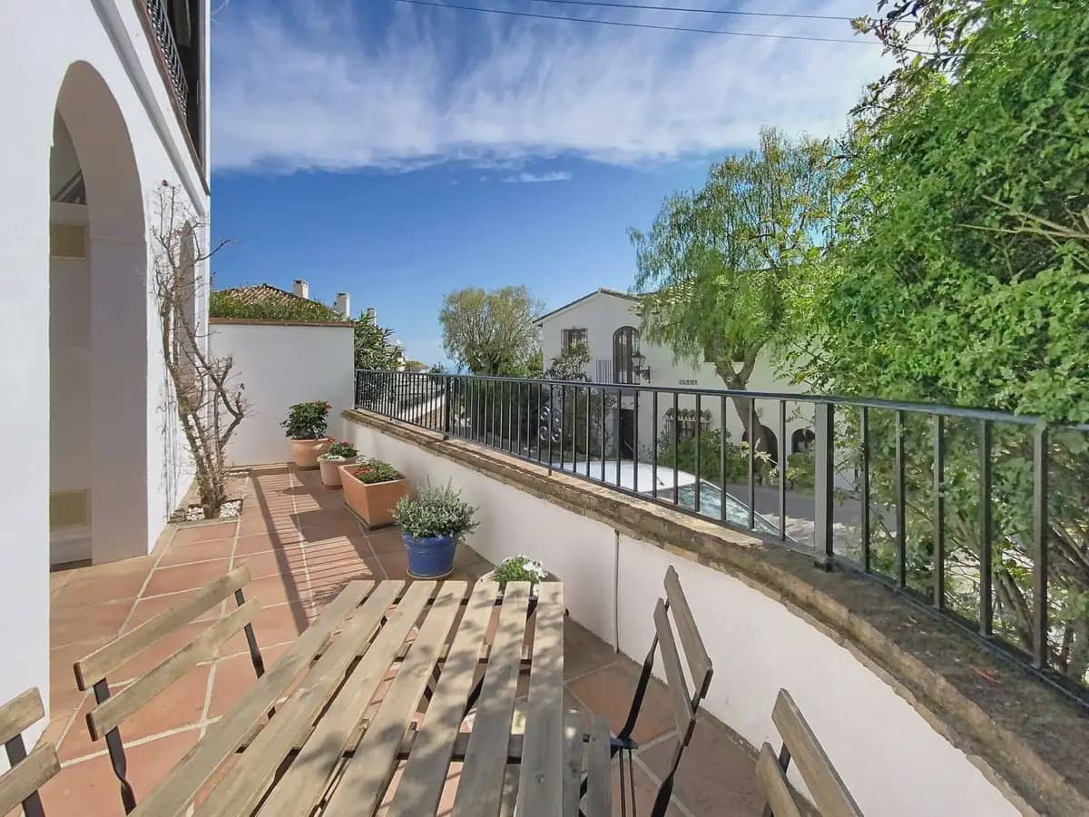 2 soveværelse Semi-Rækkehus til salg i Mijas med swimmingpool garage - € 385.000 (Ref: 9760070)