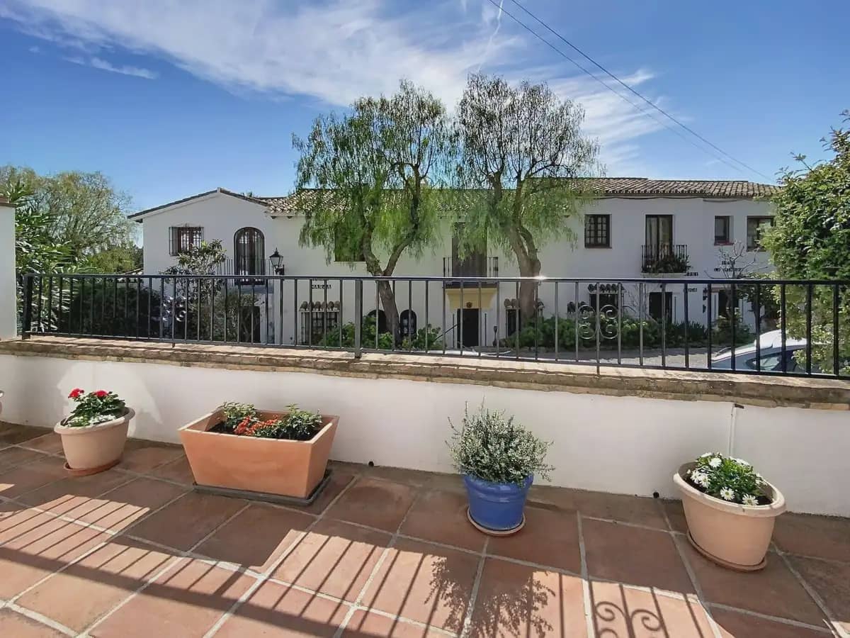 2 soveværelse Semi-Rækkehus til salg i Mijas med swimmingpool garage - € 385.000 (Ref: 9760070)