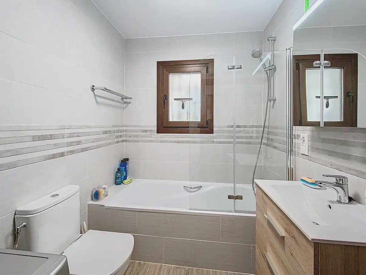 2 soveværelse Semi-Rækkehus til salg i Mijas med swimmingpool garage - € 385.000 (Ref: 9760070)