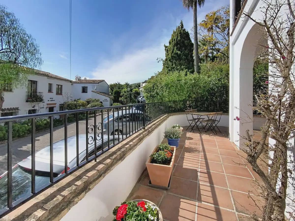 2 soveværelse Semi-Rækkehus til salg i Mijas med swimmingpool garage - € 385.000 (Ref: 9760070)