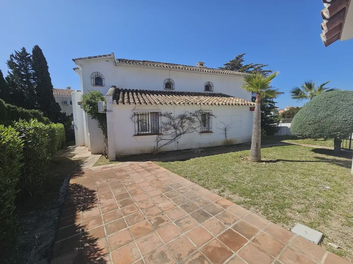 4 soveværelse Villa til salg i Mijas - € 795.000 (Ref: 9760071)