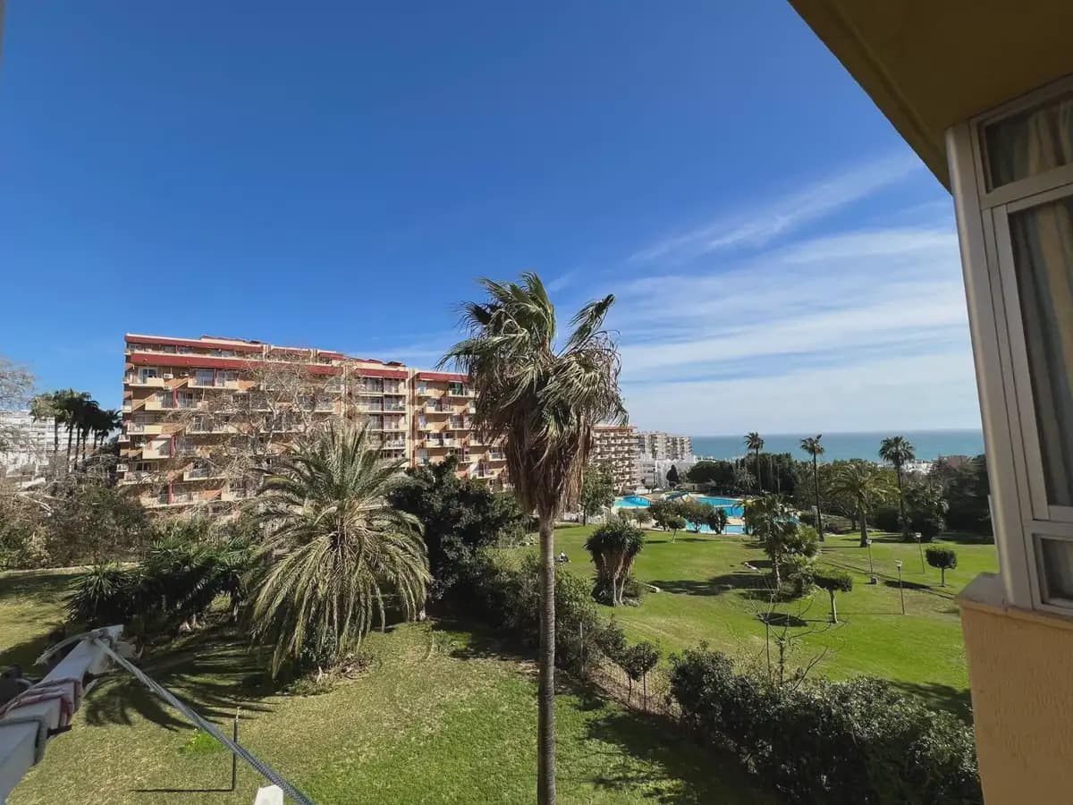 1 soveværelse Lejlighed til salg i Benalmadena med swimmingpool - € 185.000 (Ref: 9760072)