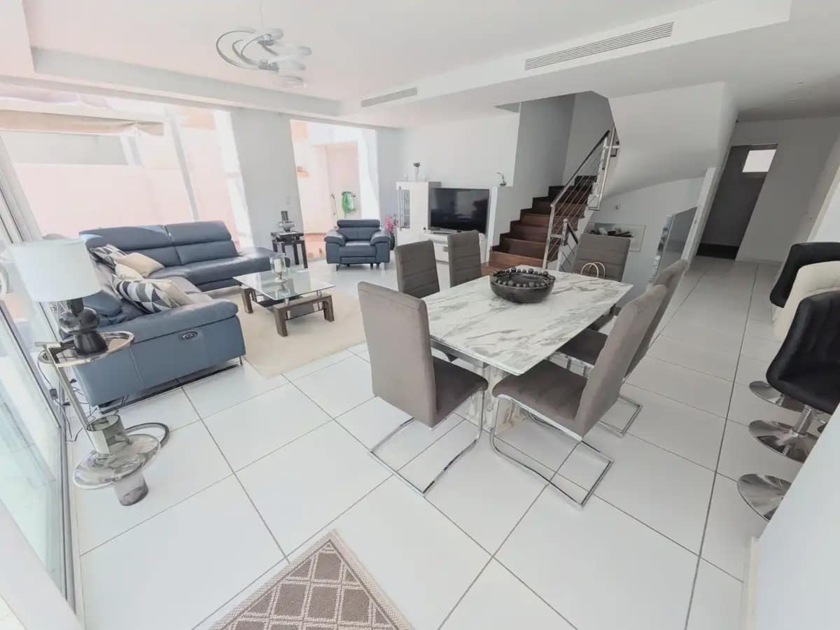 4 slaapkamer Villa te koop in Benalmadena met zwembad garage - € 879.000 (Ref: 9760076)