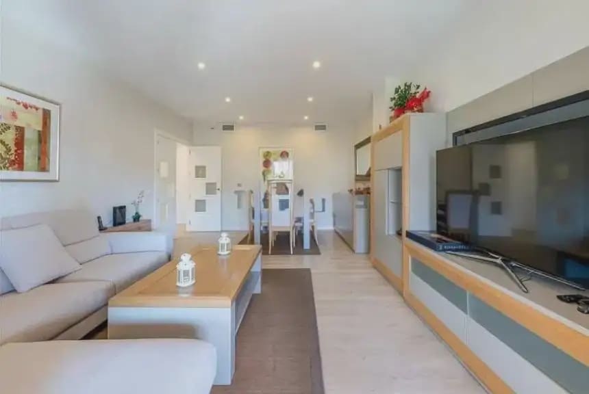 4 sypialnia Apartament na sprzedaż w Benalmadena z basenem garażem - 565 000 € (Ref: 9760077)