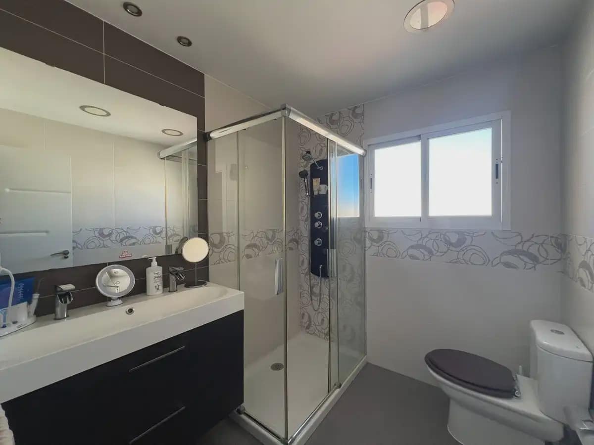 4 sypialnia Apartament na sprzedaż w Benalmadena z basenem garażem - 565 000 € (Ref: 9760077)