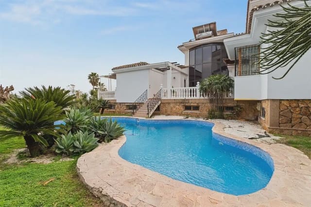 6 slaapkamer Villa te koop in Parque de la Paloma, Benalmádena met zwembad garage - € 1.590.000 (Ref: 9760078)