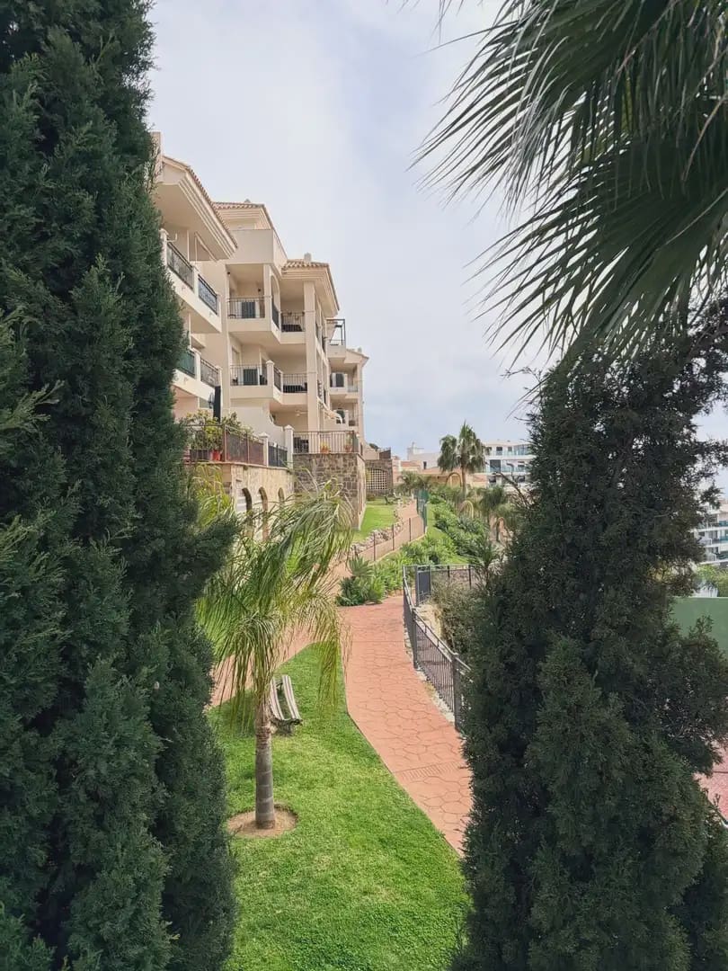 2 soveværelse Lejlighed til salg i Mijas med swimmingpool garage - € 395.000 (Ref: 9760081)