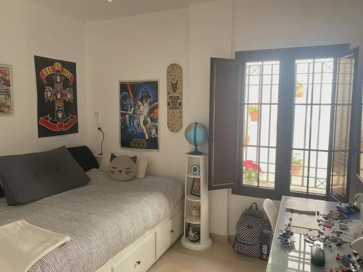 2 soverom Leilighet til salgs i Marbella med svømmebasseng garasje - € 425 000 (Ref: 9760082)