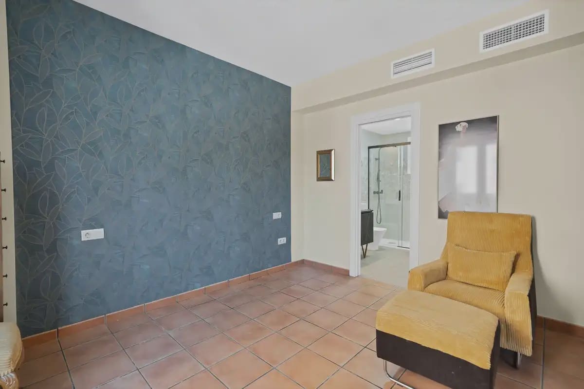 4 soverom Hus til salgs i Fuengirola med svømmebasseng garasje - € 525 000 (Ref: 9760083)
