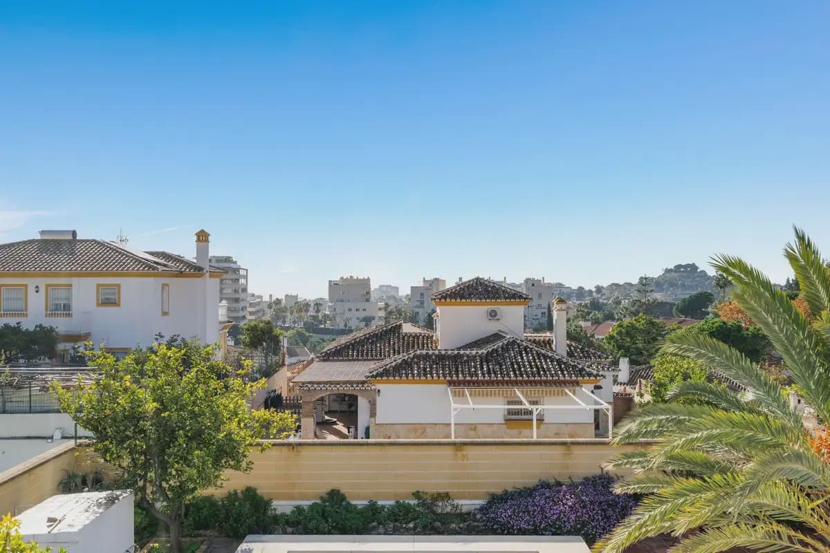 5 slaapkamer Villa te koop in Benalmadena met zwembad garage - € 1.100.000 (Ref: 9760088)