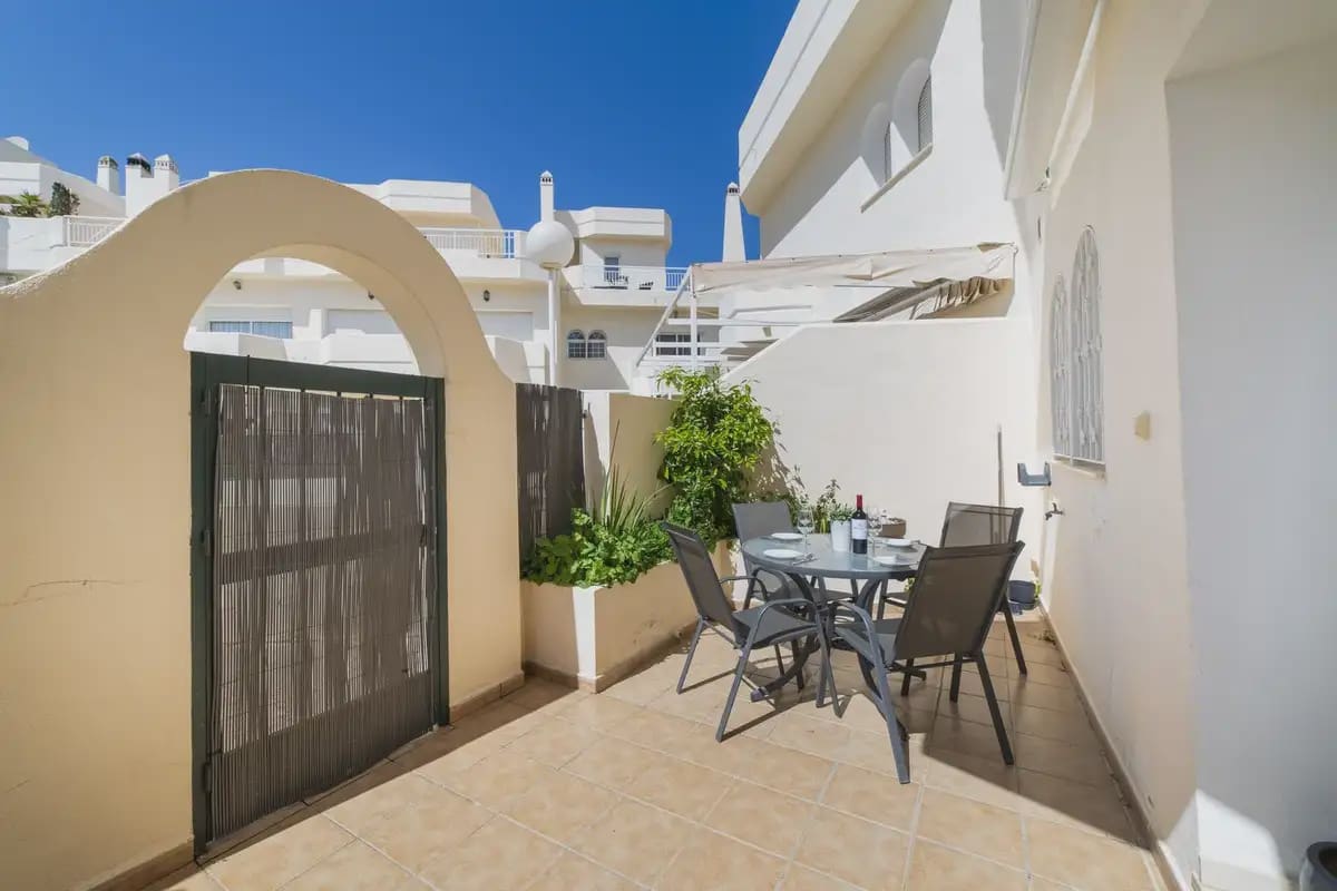 4 slaapkamer Huis te koop in Fuengirola met zwembad garage - € 599.000 (Ref: 9761549)