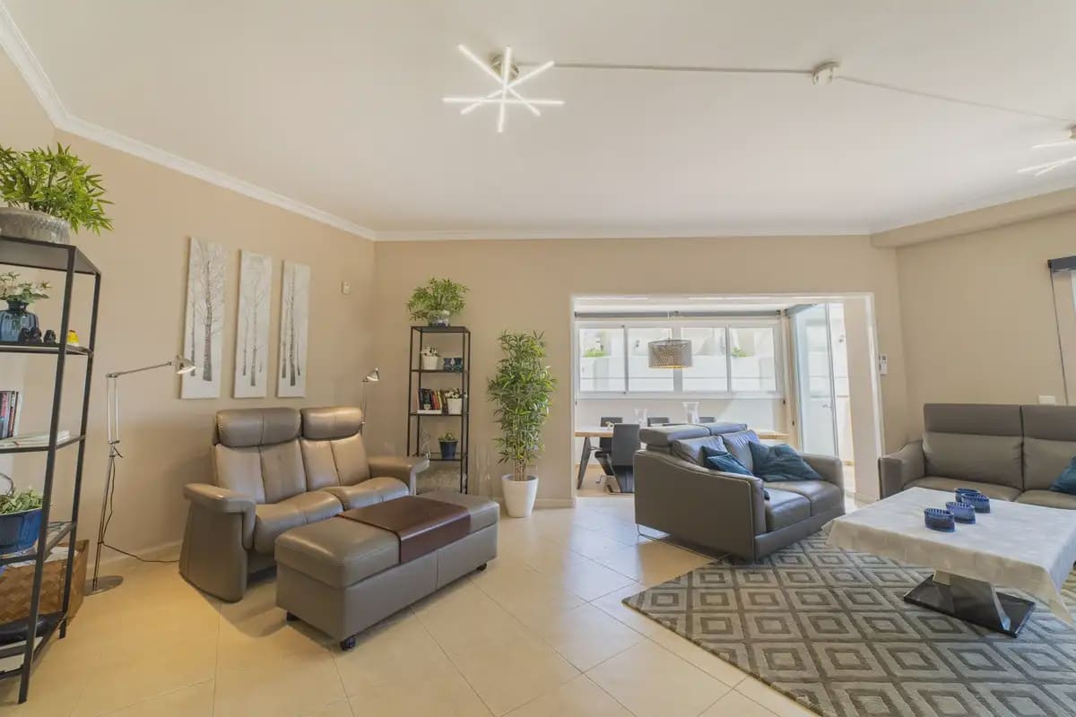 4 slaapkamer Huis te koop in Fuengirola met zwembad garage - € 599.000 (Ref: 9761549)