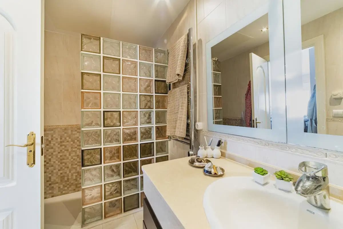 4 slaapkamer Huis te koop in Fuengirola met zwembad garage - € 599.000 (Ref: 9761549)