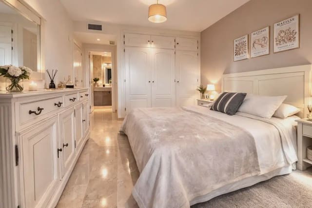 4 chambre Appartement à vendre à Centro, Mijas avec piscine garage - 409 000 € (Ref: 9770103)