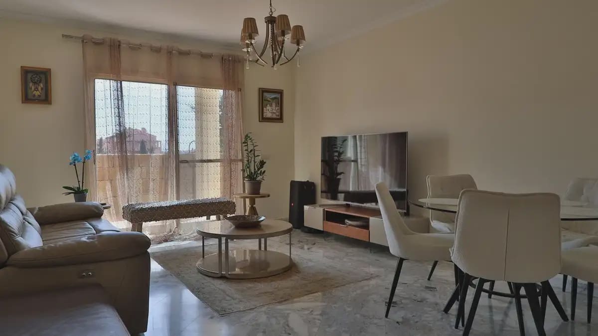 2 soverom Leilighet til salgs i Mijas med svømmebasseng garasje - € 450 000 (Ref: 9770104)