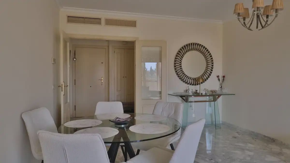 2 soverom Leilighet til salgs i Mijas med svømmebasseng garasje - € 450 000 (Ref: 9770104)