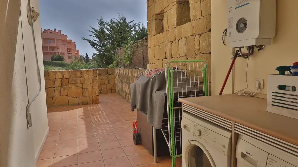 2 soverom Leilighet til salgs i Mijas med svømmebasseng garasje - € 450 000 (Ref: 9770104)