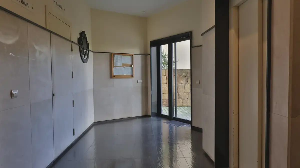 2 soverom Leilighet til salgs i Mijas med svømmebasseng garasje - € 450 000 (Ref: 9770104)