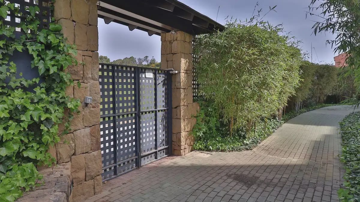 2 soverom Leilighet til salgs i Mijas med svømmebasseng garasje - € 450 000 (Ref: 9770104)