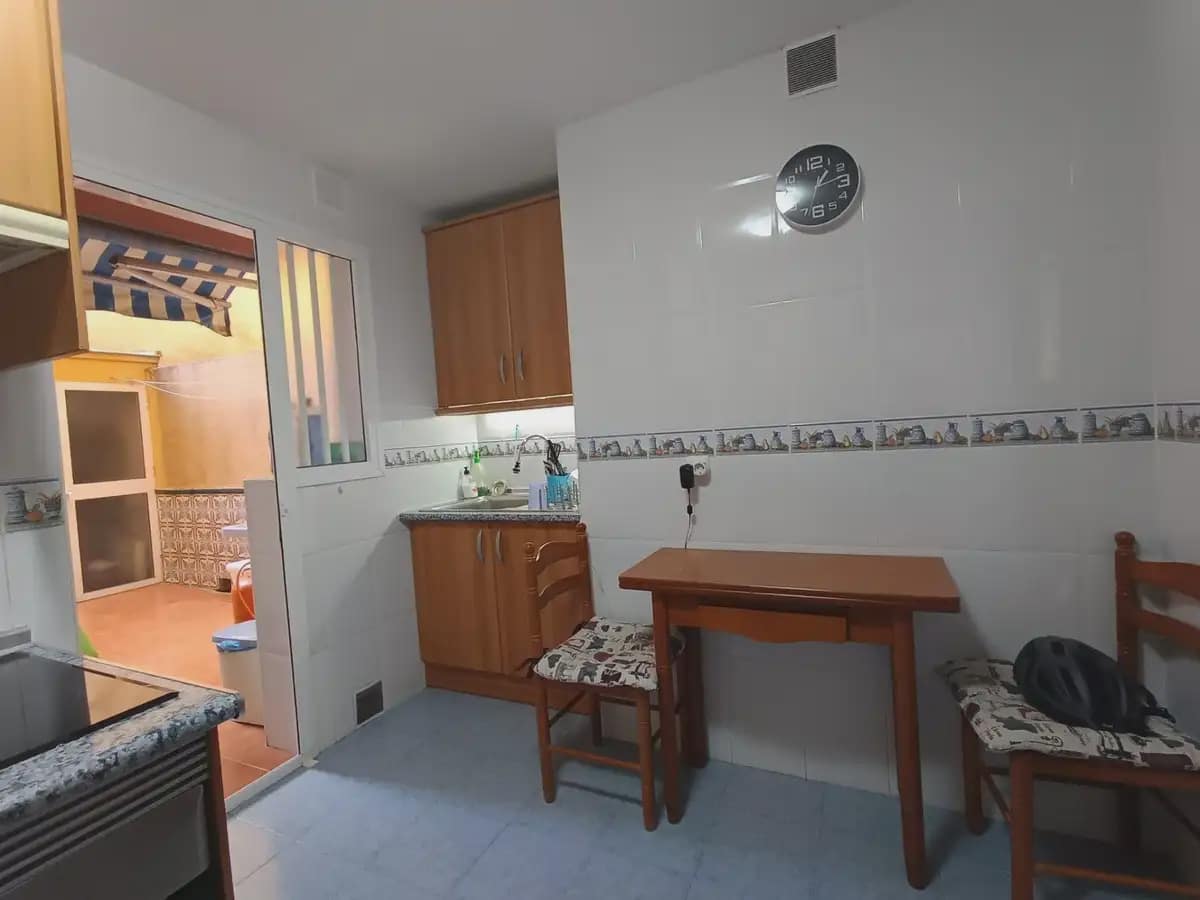 4 bedroom Apartment for sale in Fuengirola with garage - € 295,000 (Ref: 9770105)