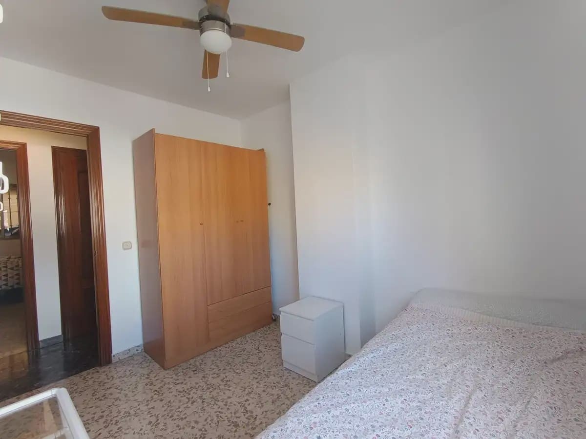 4 bedroom Apartment for sale in Fuengirola with garage - € 295,000 (Ref: 9770105)