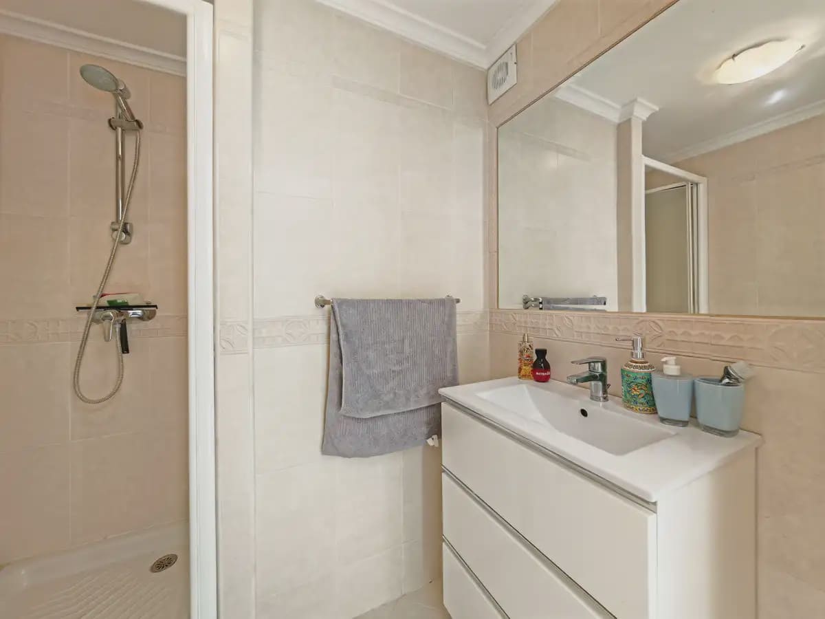 5 bedroom Semi-detached Villa for sale in Benalmadena with pool garage - € 897,000 (Ref: 9770850)