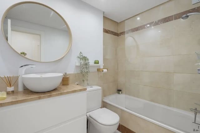 2 sypialnia Apartament na sprzedaż w Riviera del Sol, Mijas z basenem garażem - 295 000 € (Ref: 9772650)