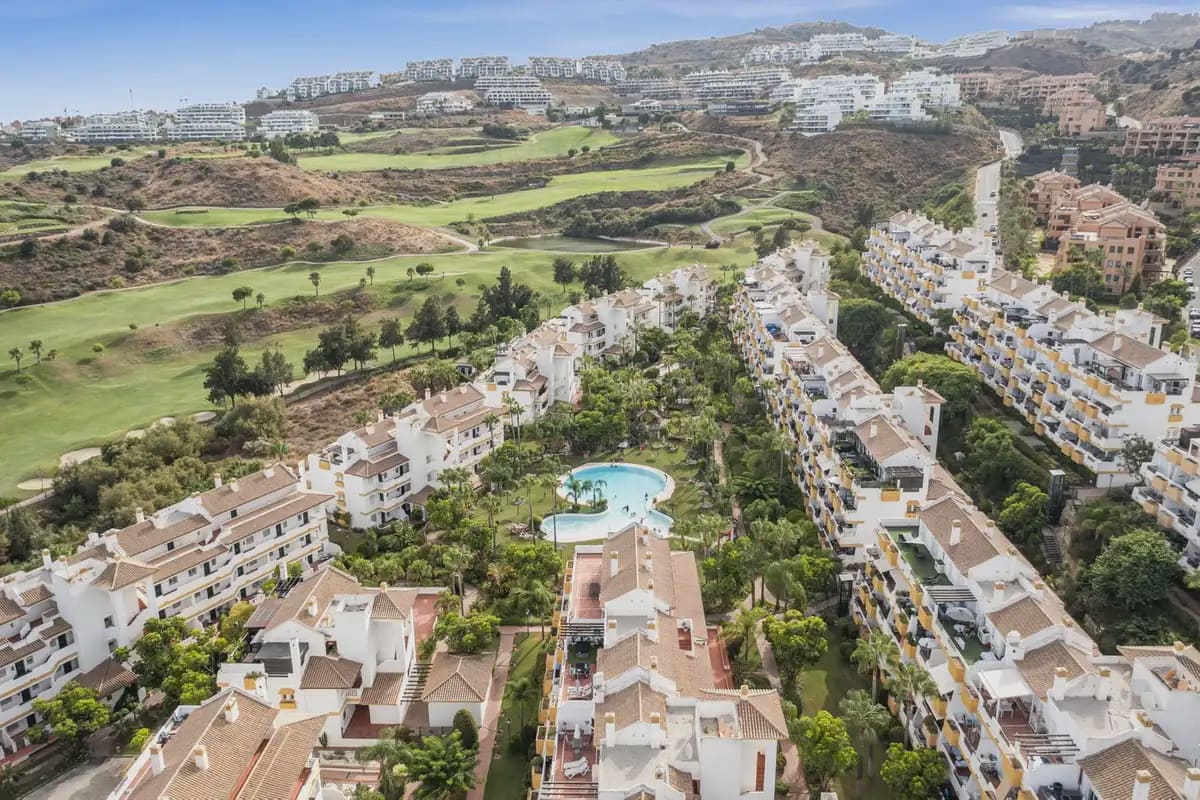 2 chambre Appartement à vendre à Mijas avec piscine garage - 295 000 € (Ref: 9772650)