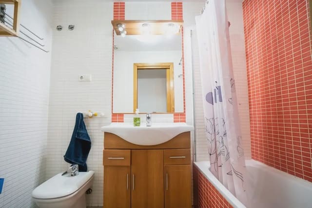 2 soverom Leilighet til salgs i Las Flores, Mijas - € 215 000 (Ref: 9772652)